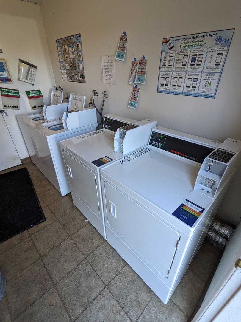 Hillsboro Apartment: 1184 NE Turner Drive