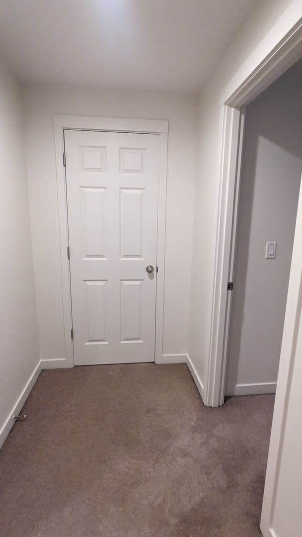 Portland Townhome: 16906 NE Halsey Street