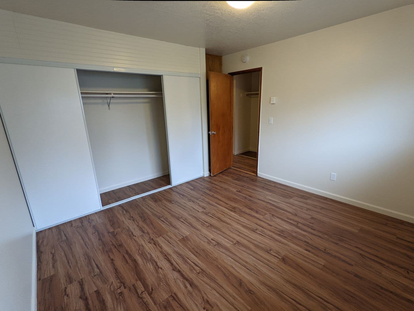 Portland Apartment: 3515 SW 87th Ave. and 3485 SW 87th Ave.
