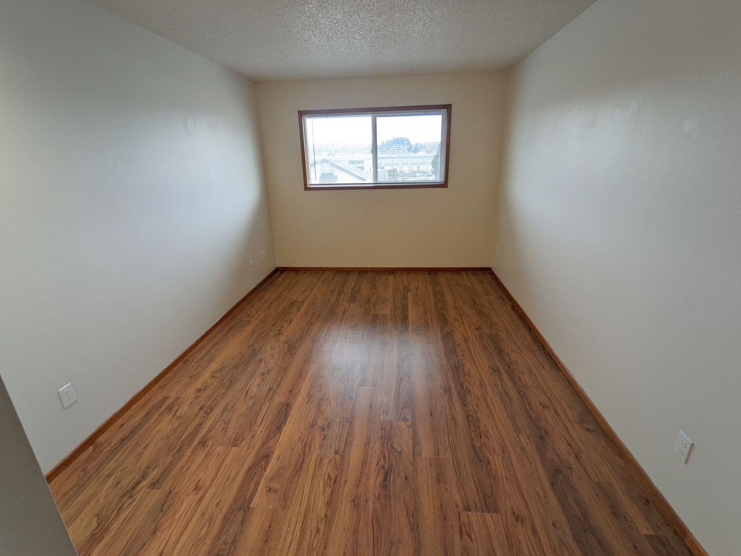 Portland Apartment: 4405-4425 SE 15th Ave