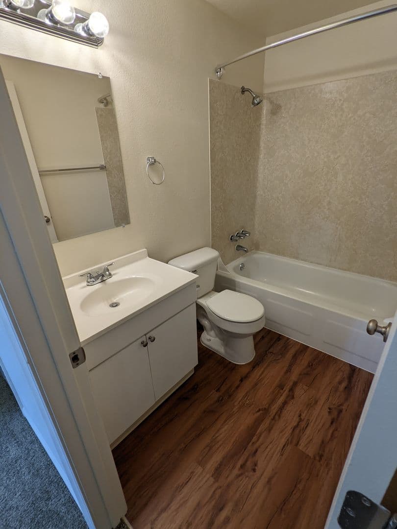 Vancouver Townhome: 7815 NE 117th Ave