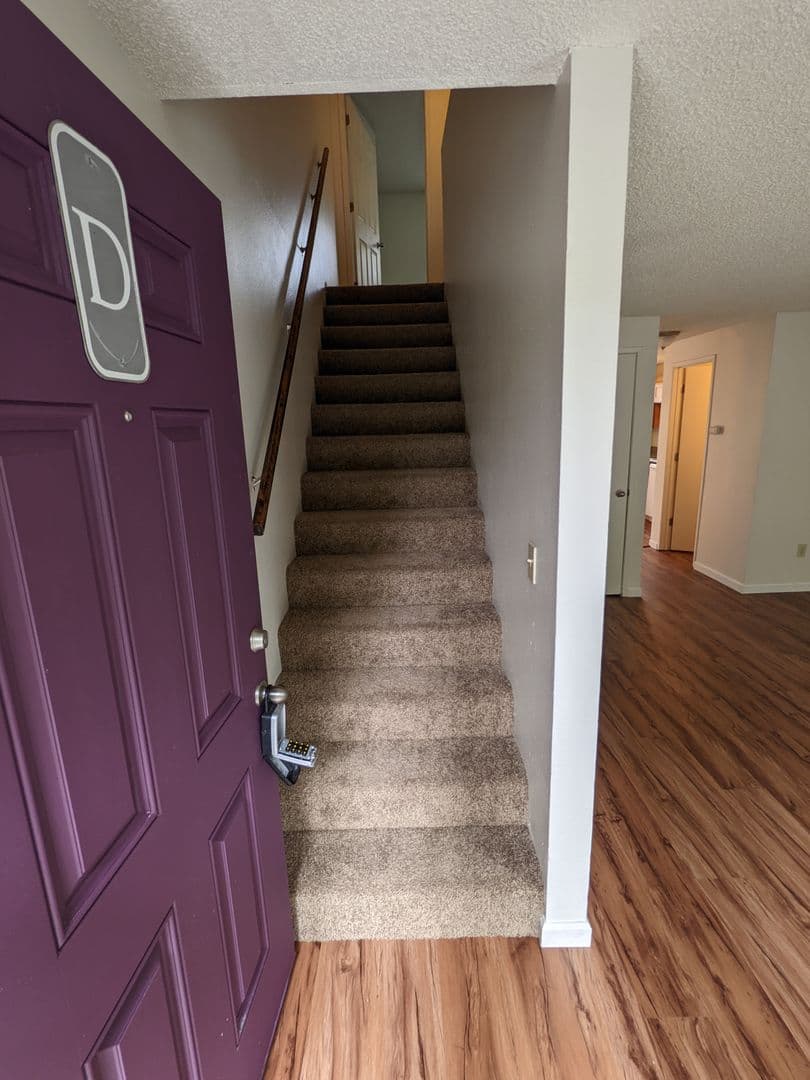 Vancouver Townhome: 15912 SE 2nd Street