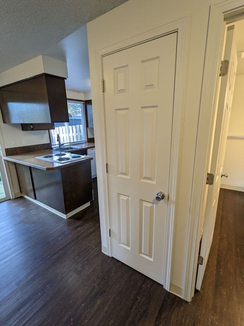 Beaverton Multiplex: 4450 SW Stoddard Drive