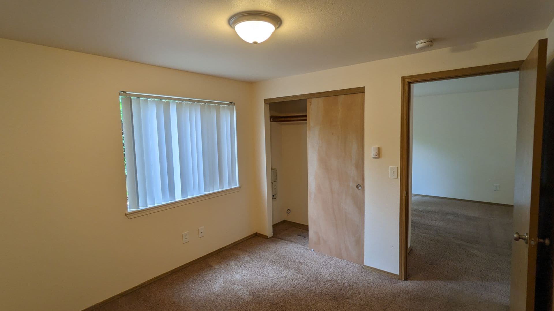McMinnville Apartment: 855 SE Ford St