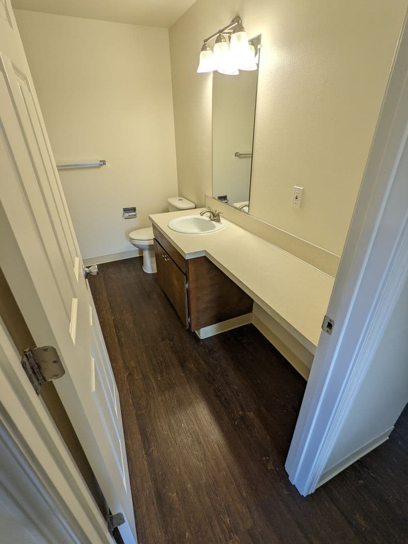 Beaverton Multiplex: 4450 SW Stoddard Drive