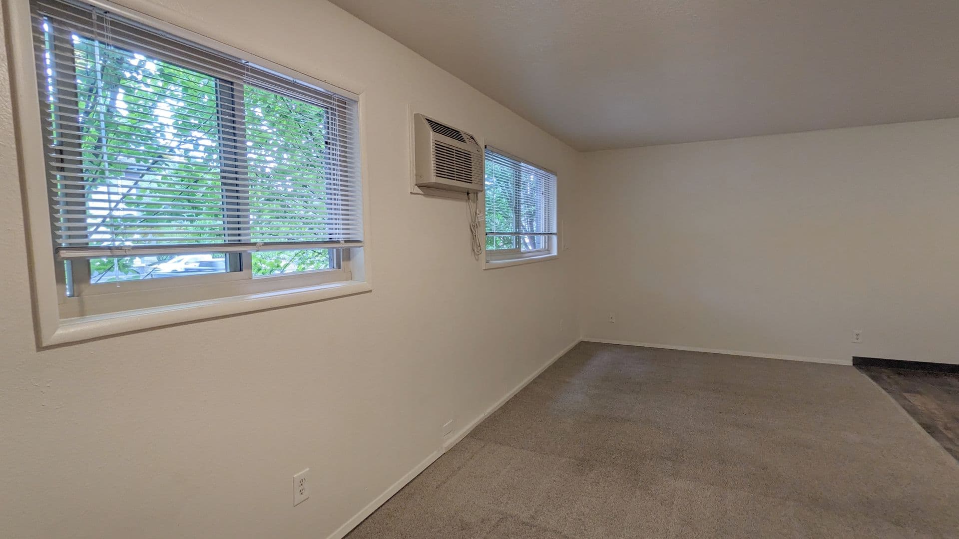 Portland Apartment: 10 S Porter street