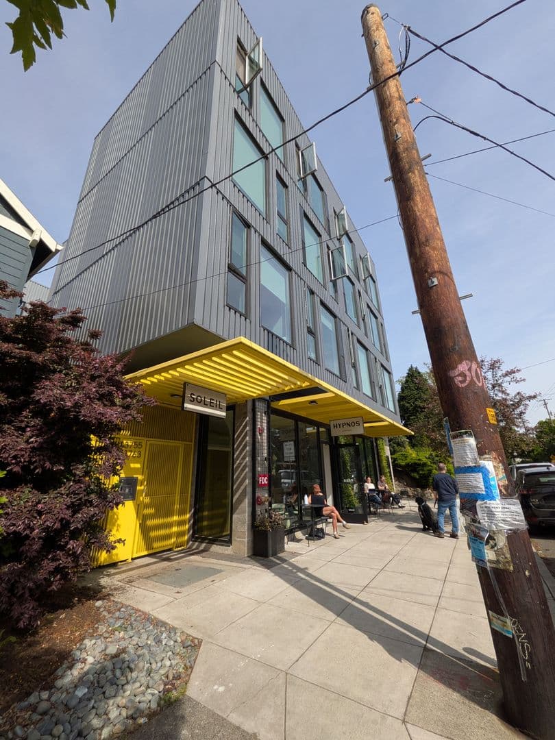 Portland Apartment: 3755 & 3763 N Williams Ave