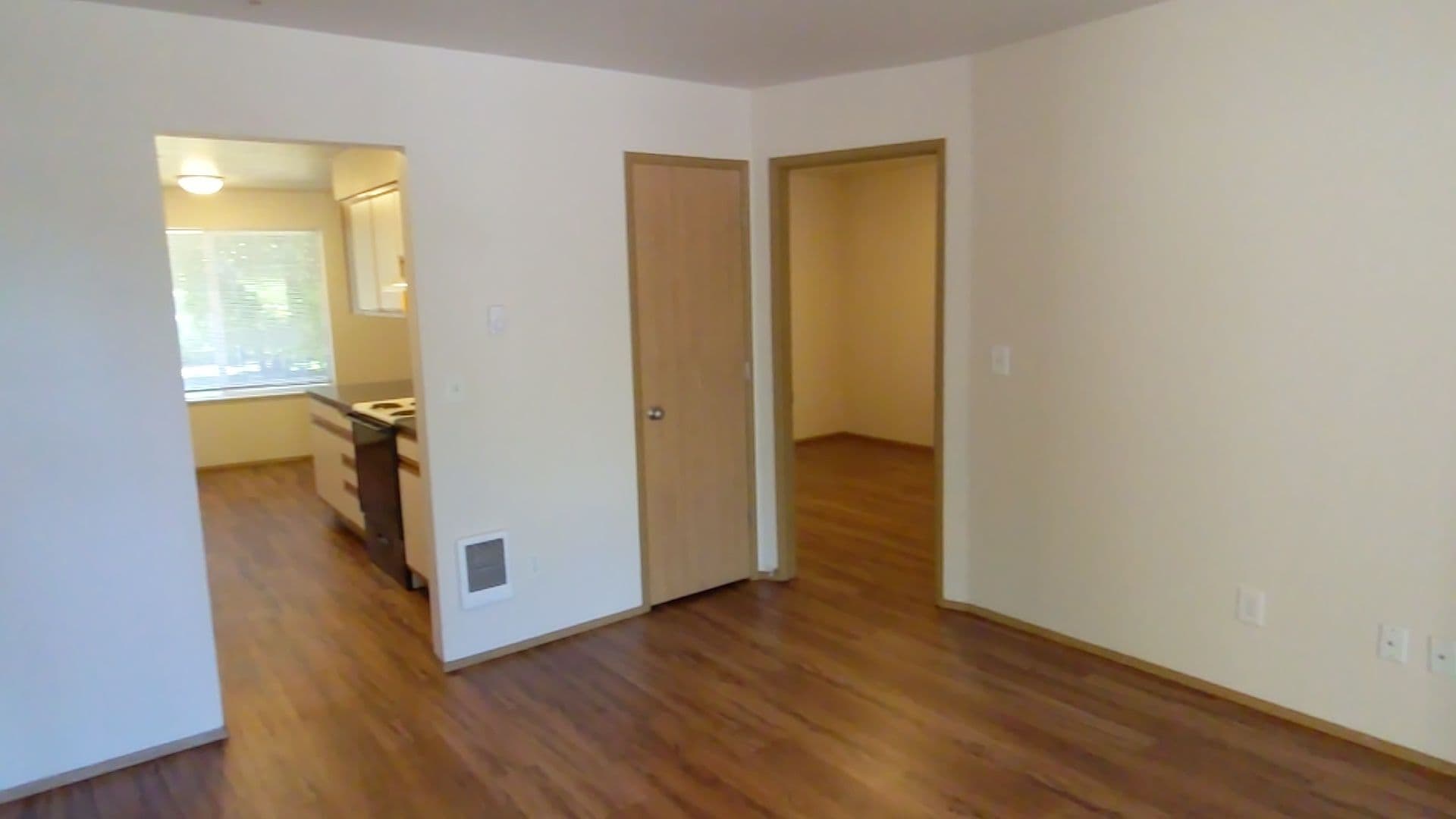 McMinnville Apartment: 1765 SW Tamarack St.