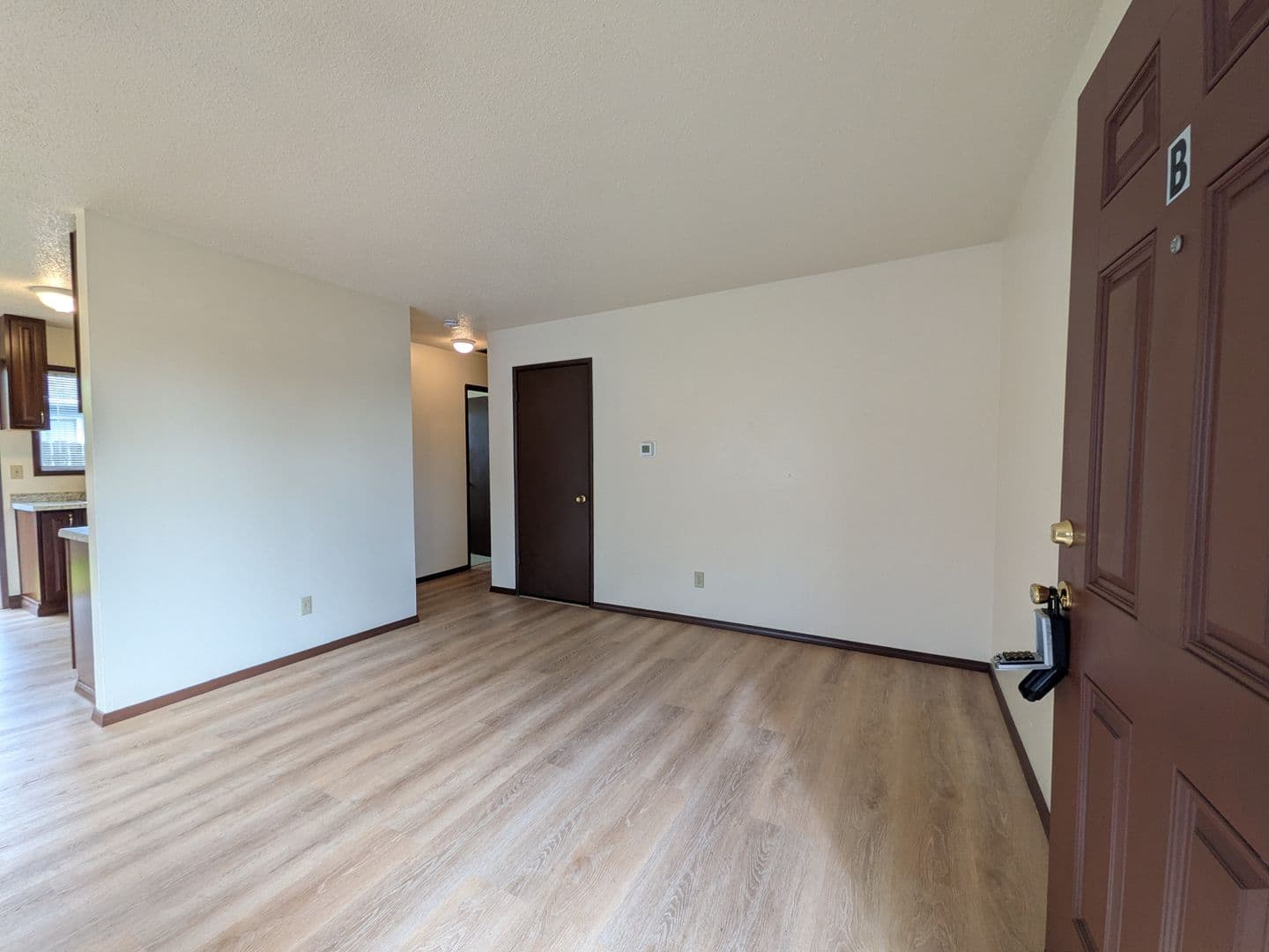 Beaverton Apartment: 13145 SW Jenkins Rd