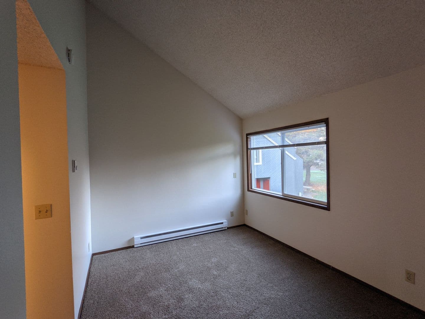 Beaverton Multiplex: 4450 SW Stoddard Drive