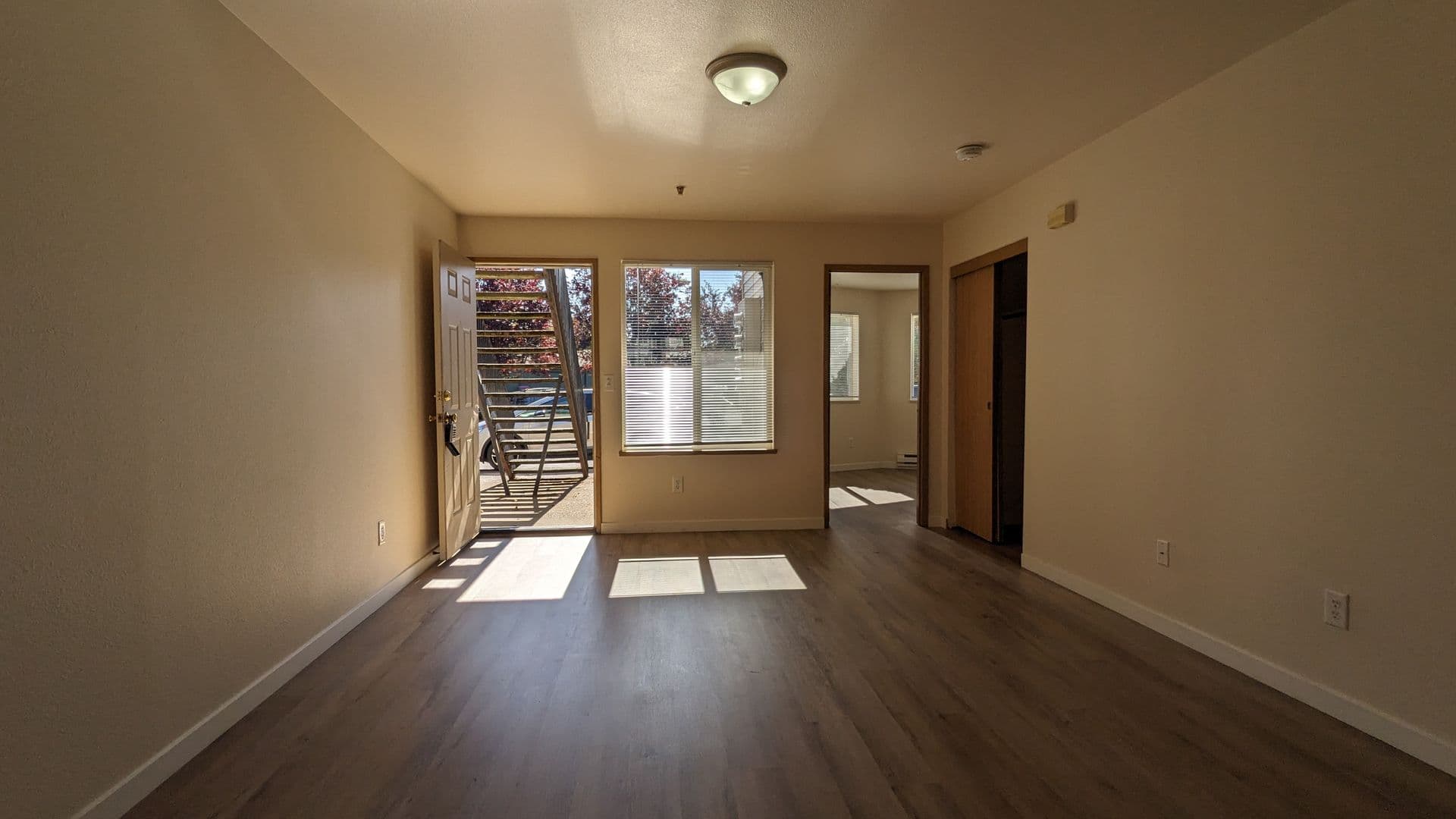 McMinnville Apartment: 1765 SW Tamarack St.