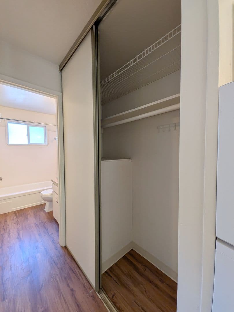 Portland Apartment: 3515 SW 87th Ave. and 3485 SW 87th Ave.
