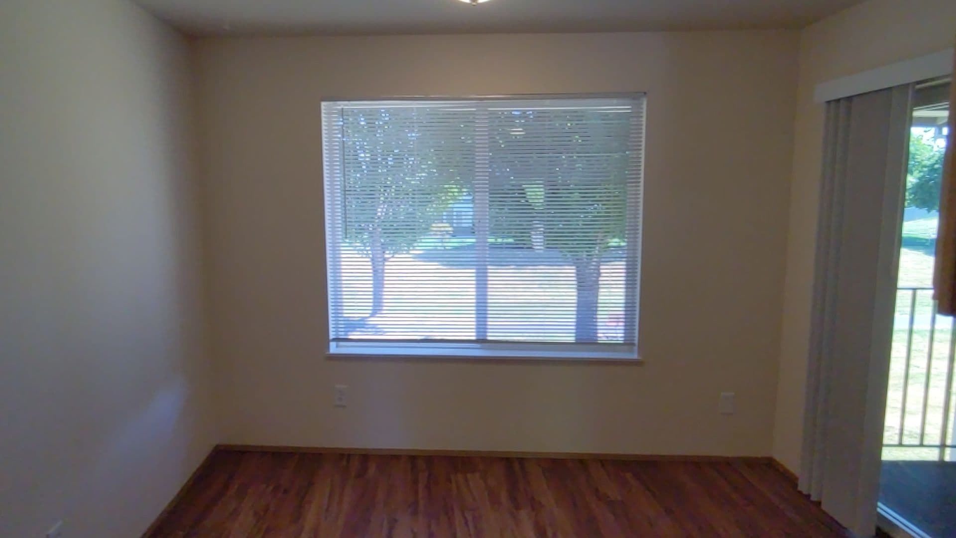 McMinnville Apartment: 1765 SW Tamarack St.