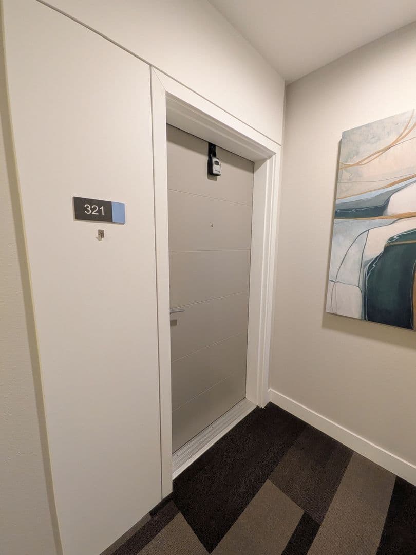 Portland Apartment: 2880 SE Division St