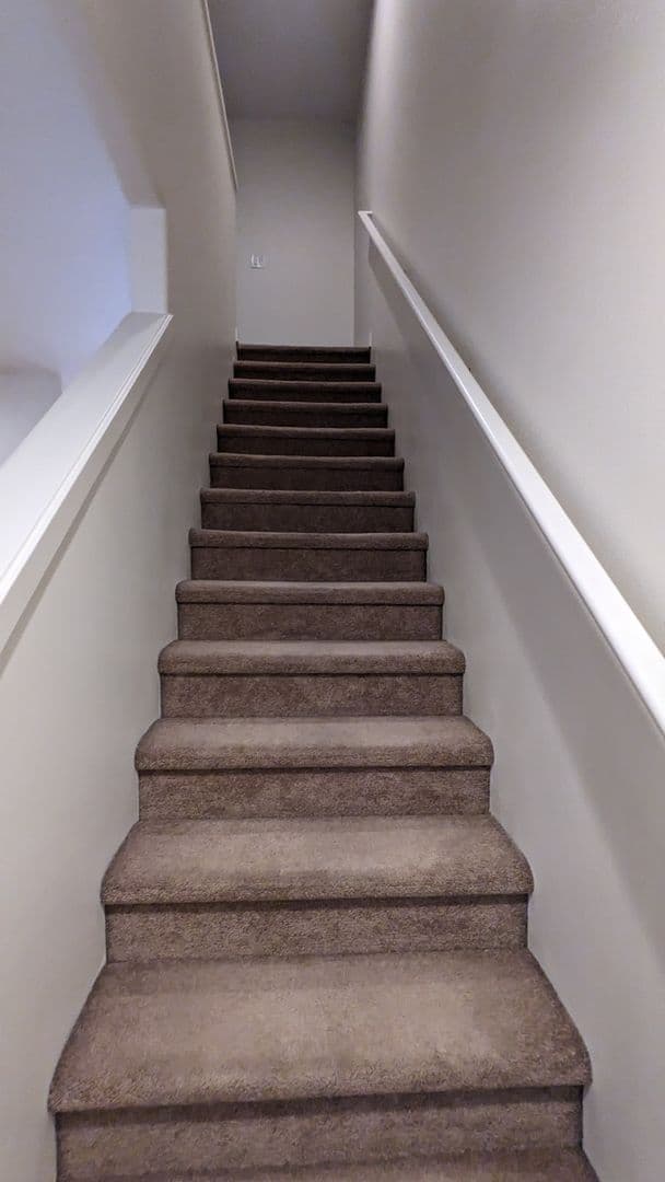 Portland Townhome: 16906 NE Halsey Street