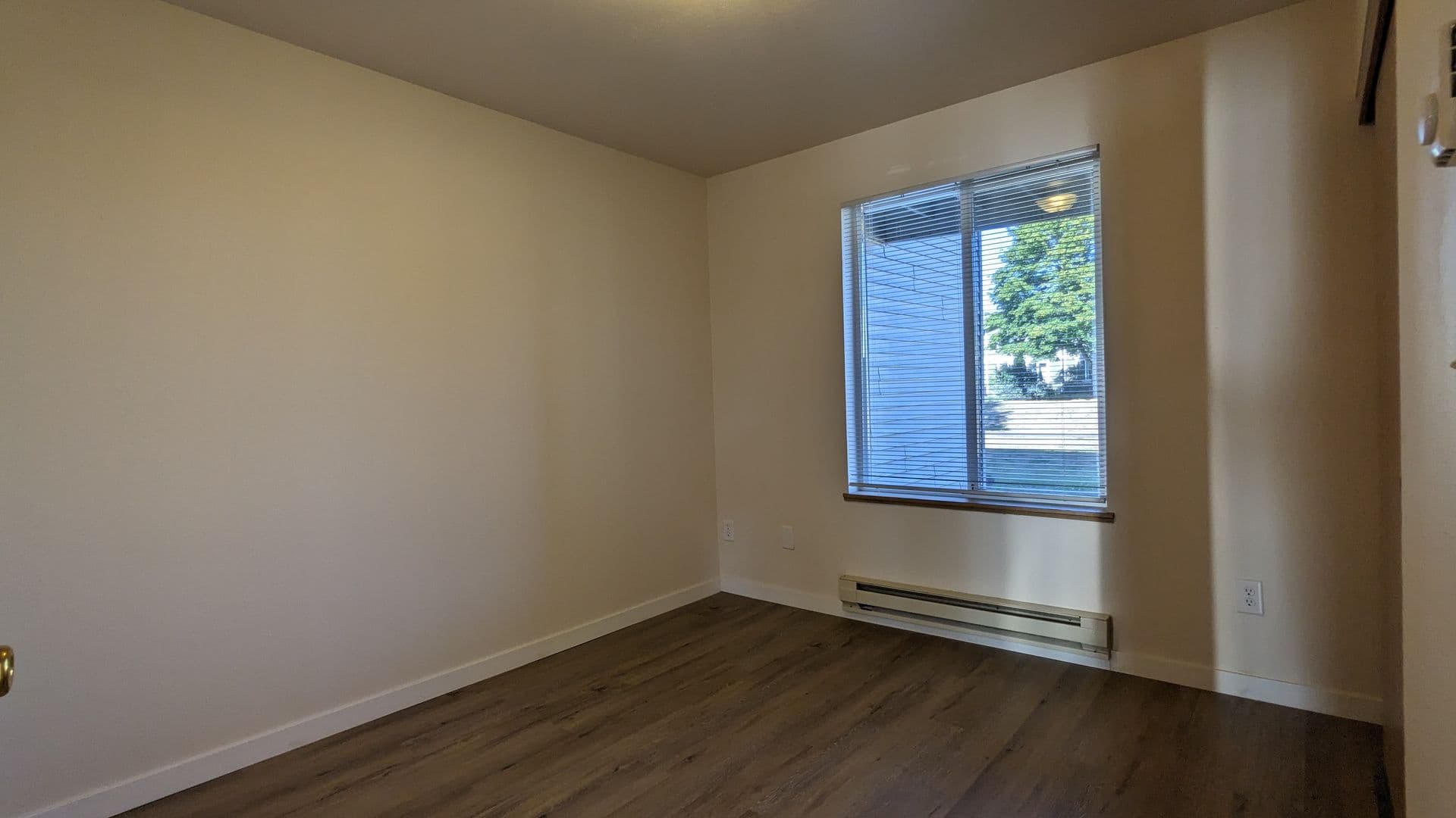 McMinnville Apartment: 1765 SW Tamarack St.