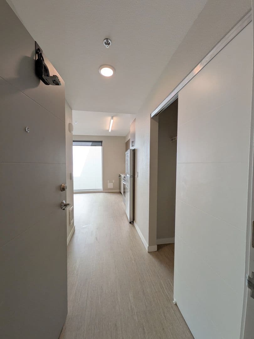Portland Apartment: 2925 SE Division Street