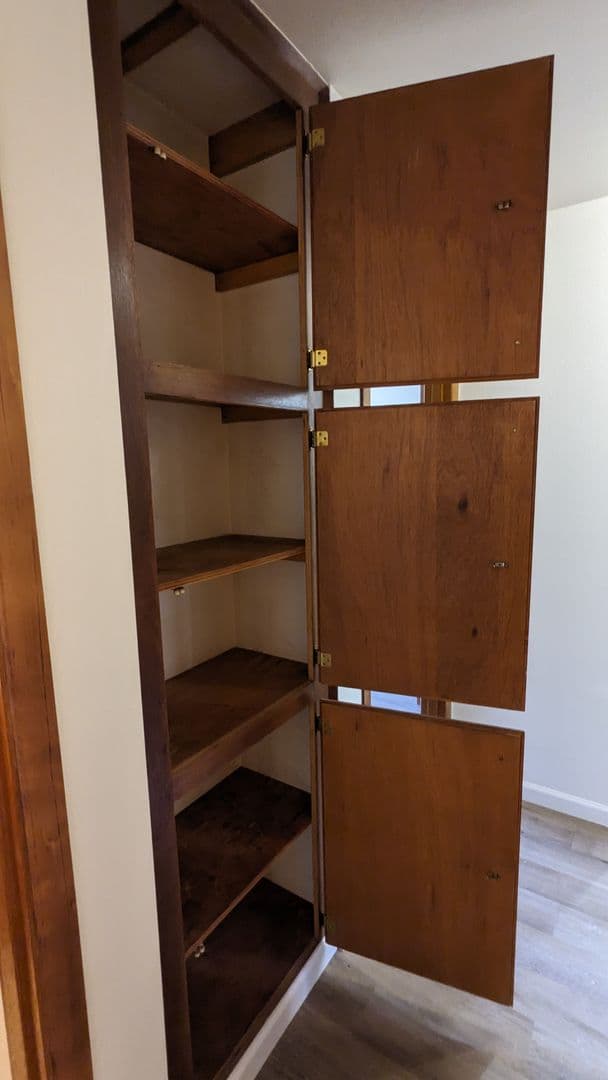 Vancouver Apartment: 7403 Tennessee Lane