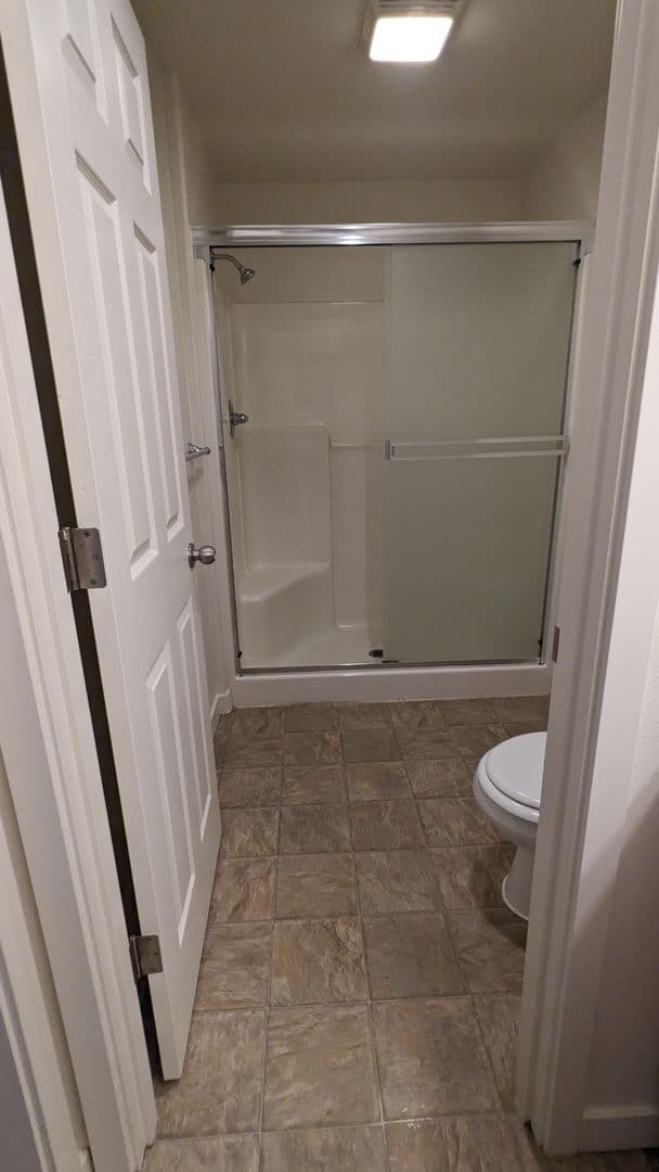 Portland Townhome: 16906 NE Halsey Street