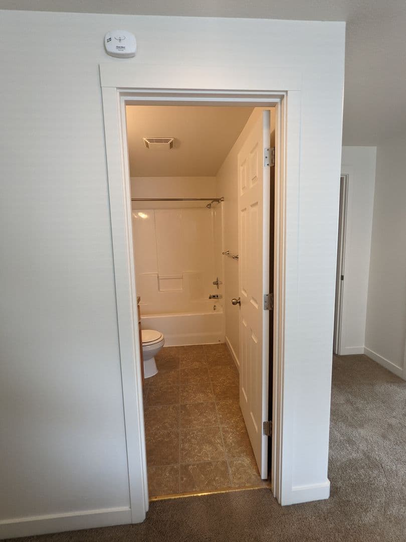 Portland Townhome: 16906 NE Halsey Street