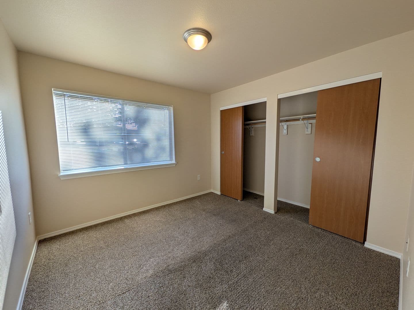 Salem Apartment: 4420-4455 Seaton Lane NE