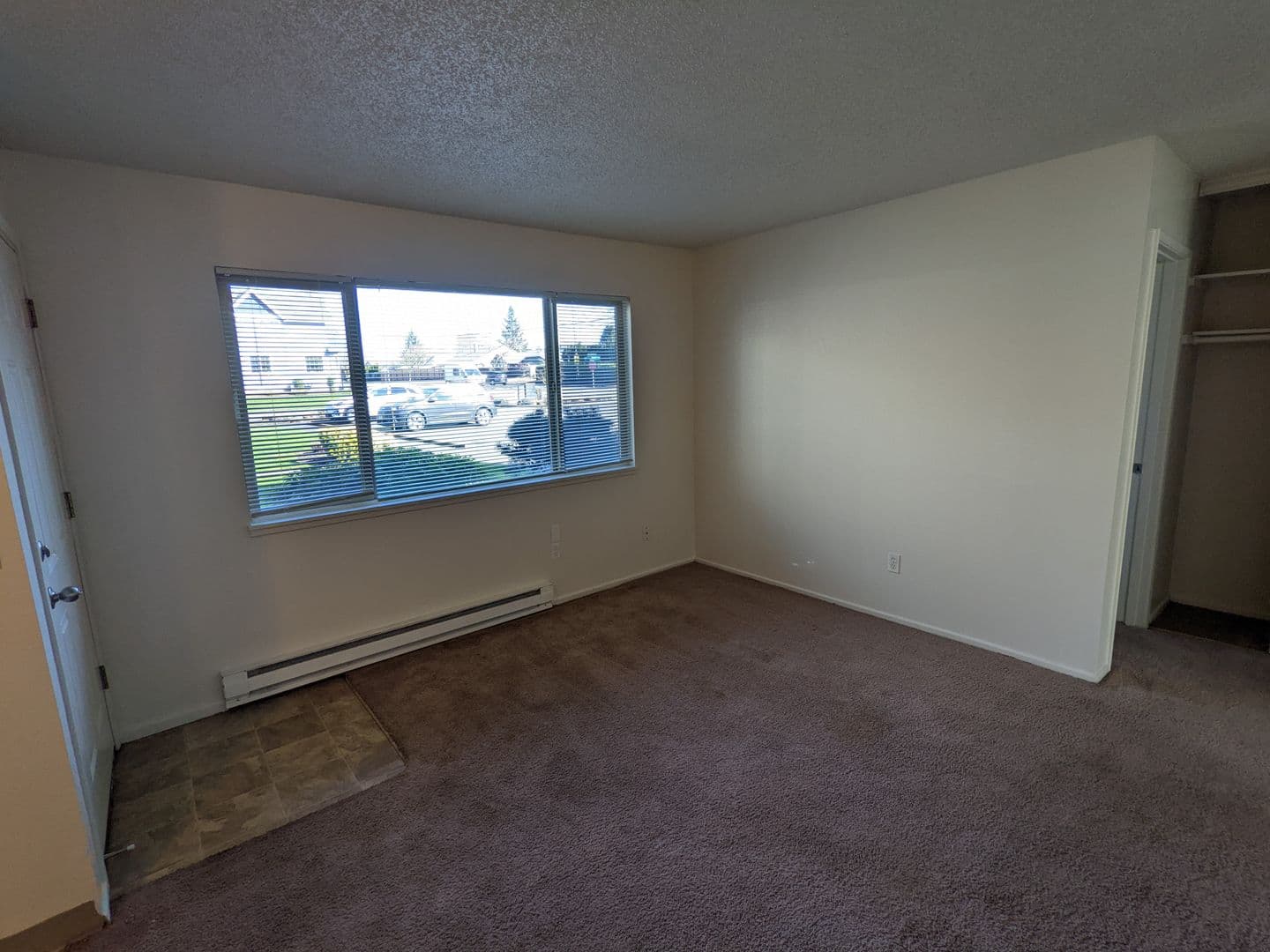 Hillsboro Apartment: 1184 NE Turner Drive
