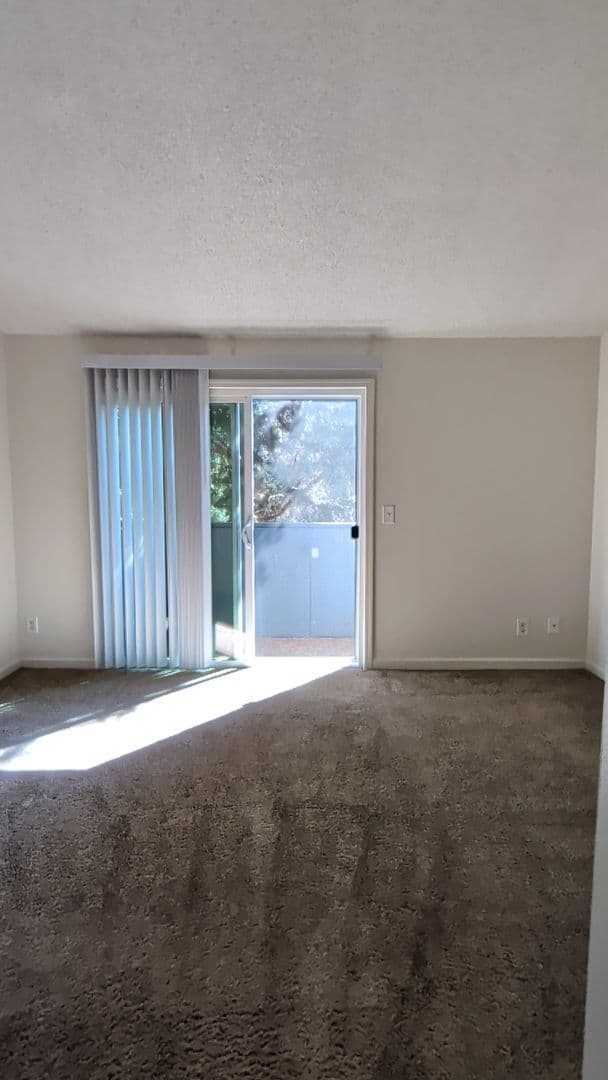 Beaverton Multiplex: 4450 SW Stoddard Drive