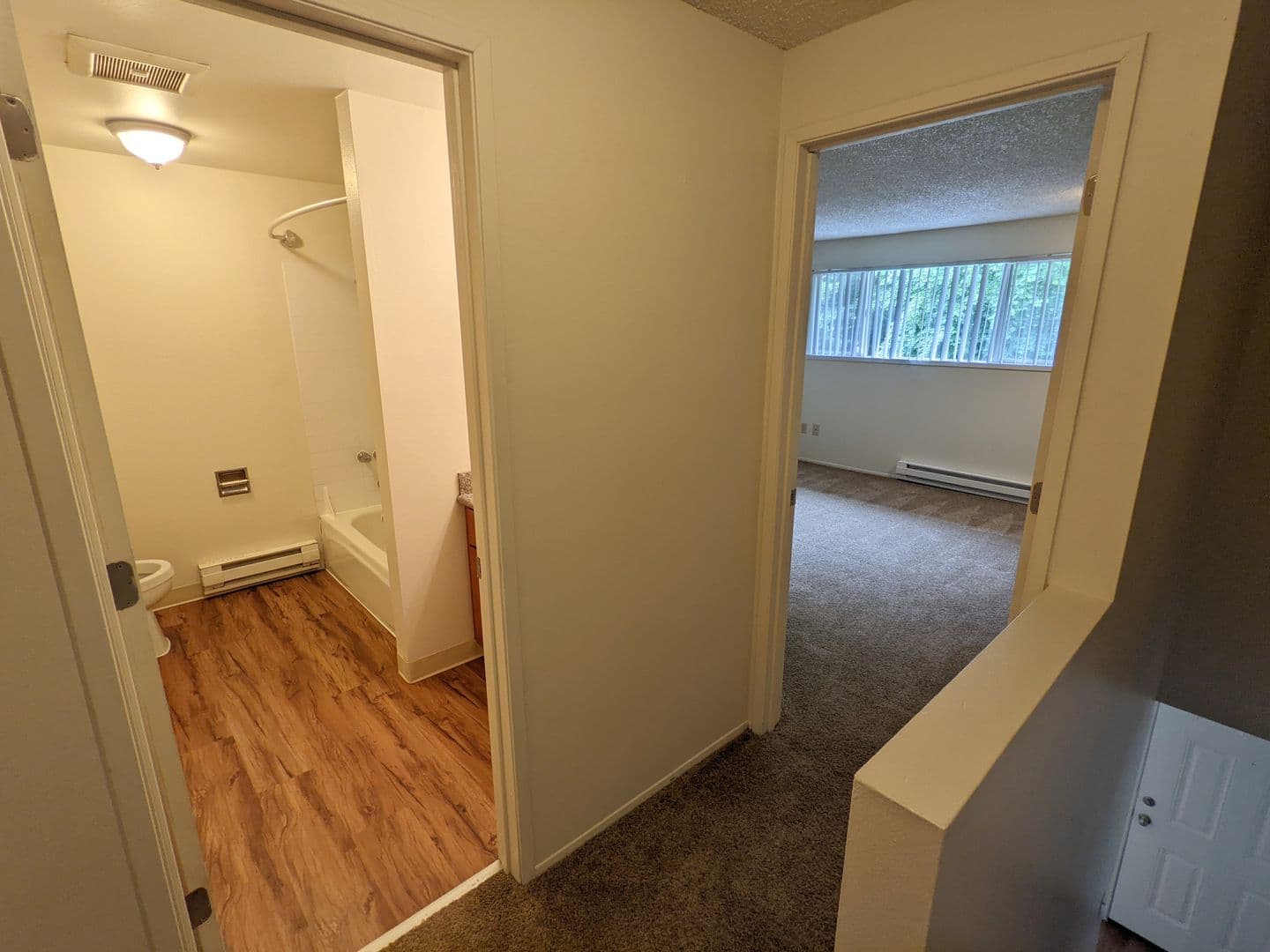 Vancouver Townhome: 15912 SE 2nd Street