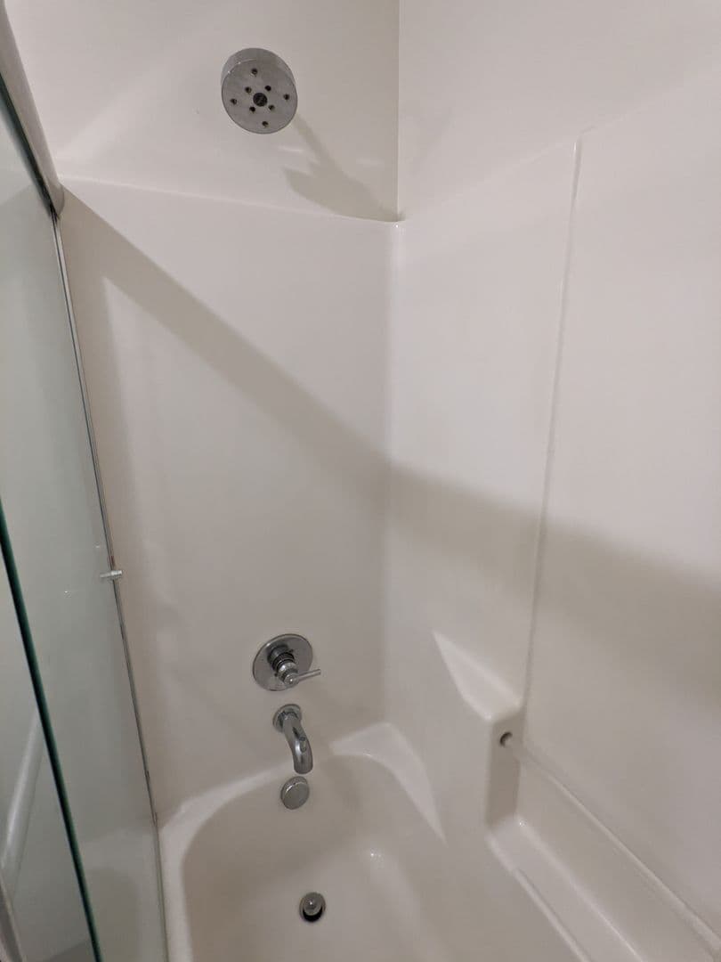 Portland Apartment: 3939 S Viewpoint Terrace