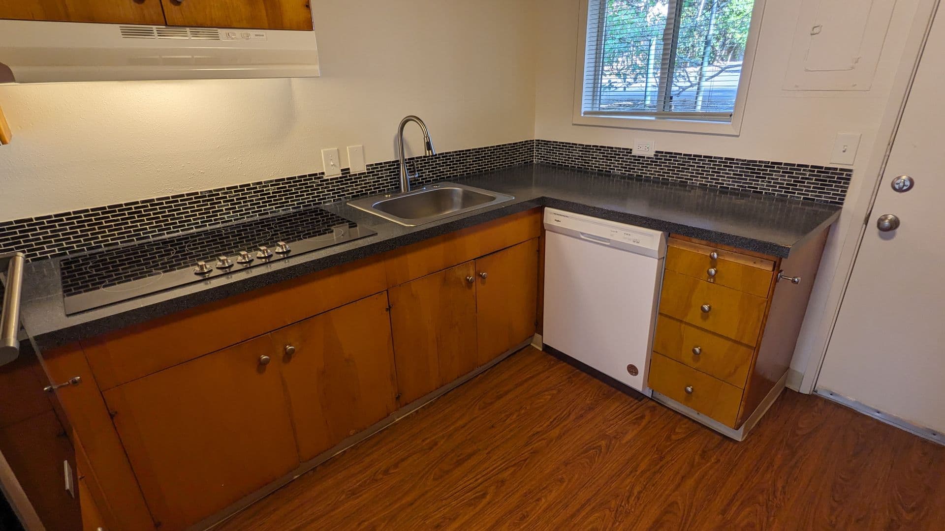 Portland Apartment: 3515 SW 87th Ave. and 3485 SW 87th Ave.