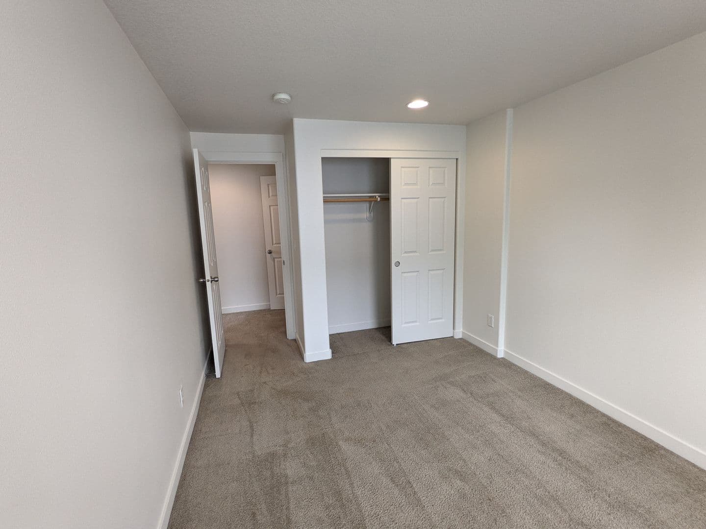 Portland Townhome: 16906 NE Halsey Street