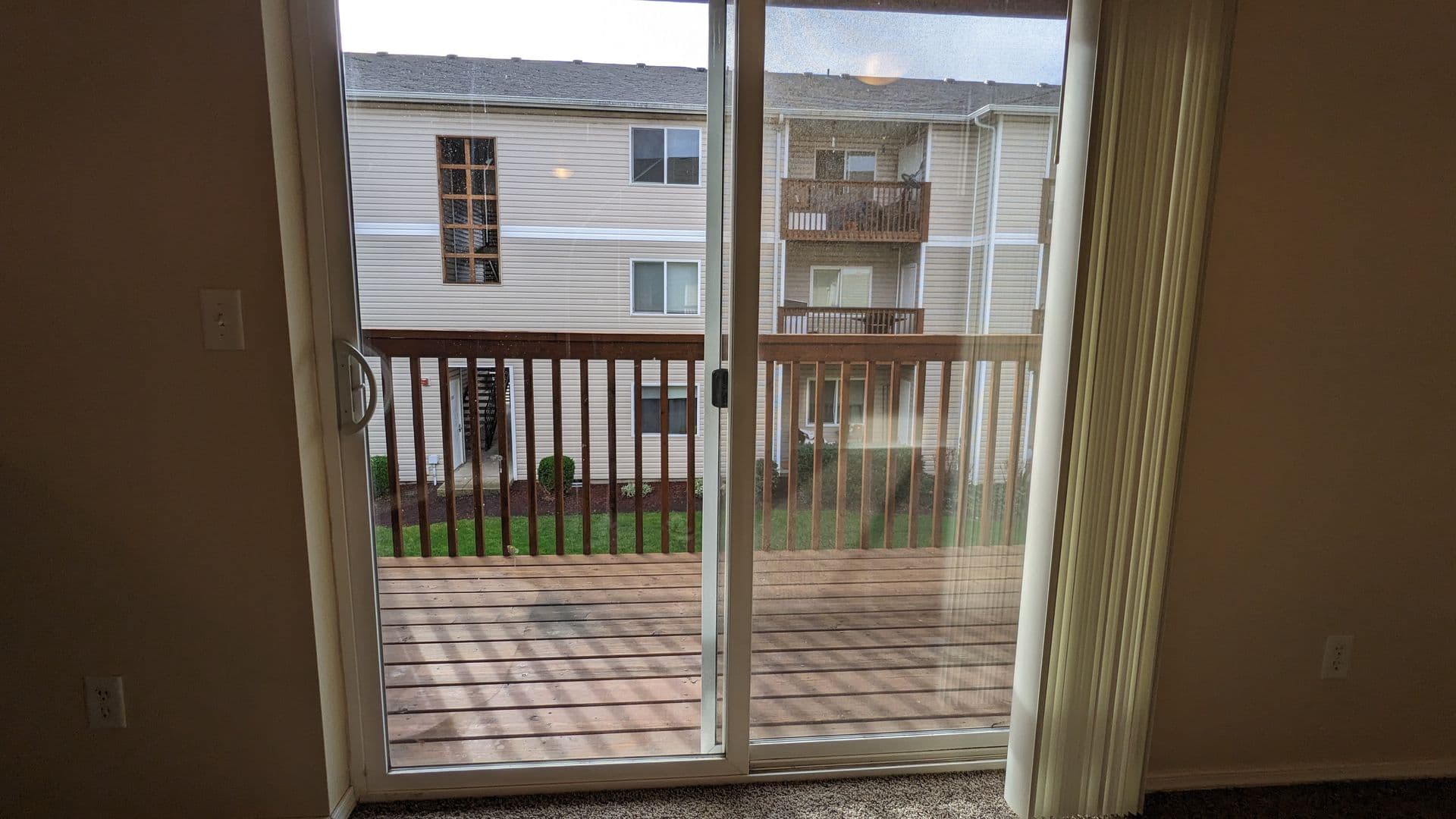 Salem Apartment: 4420-4455 Seaton Lane NE