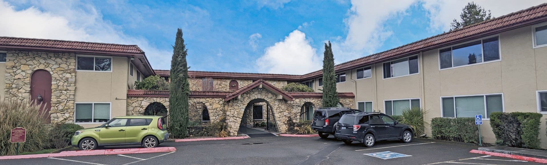 Beaverton Apartment: 6320 SW Lombard Ave