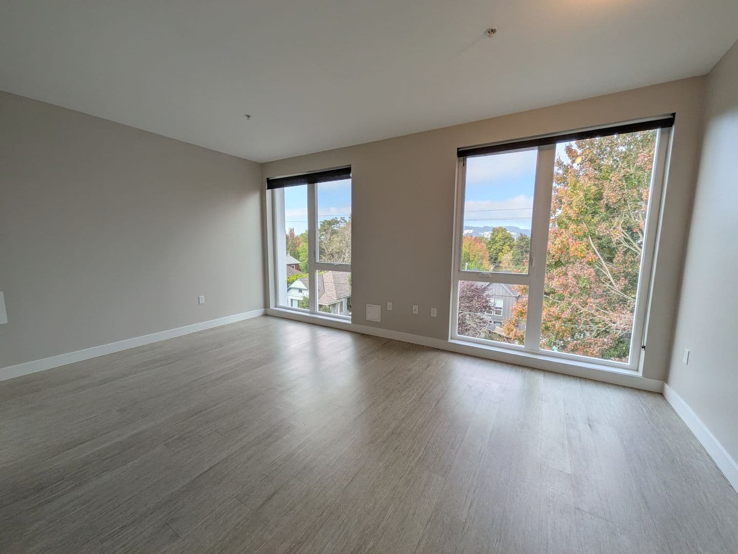 Portland Apartment: 2880 SE Division St