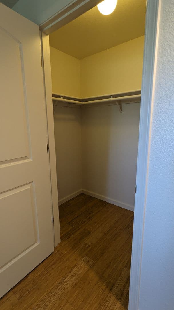 Portland Apartment: 4102-4128 SE Cesar Chavez Blvd