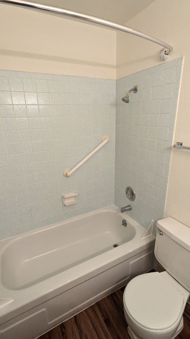 Beaverton Apartment: 6320 SW Lombard Ave