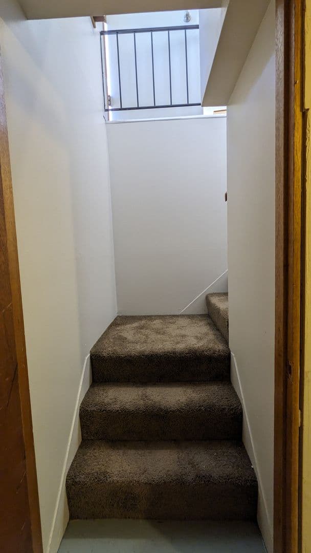 Vancouver Apartment: 7403 Tennessee Lane
