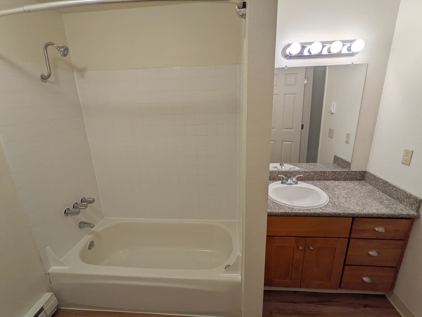 Vancouver Townhome: 15912 SE 2nd Street