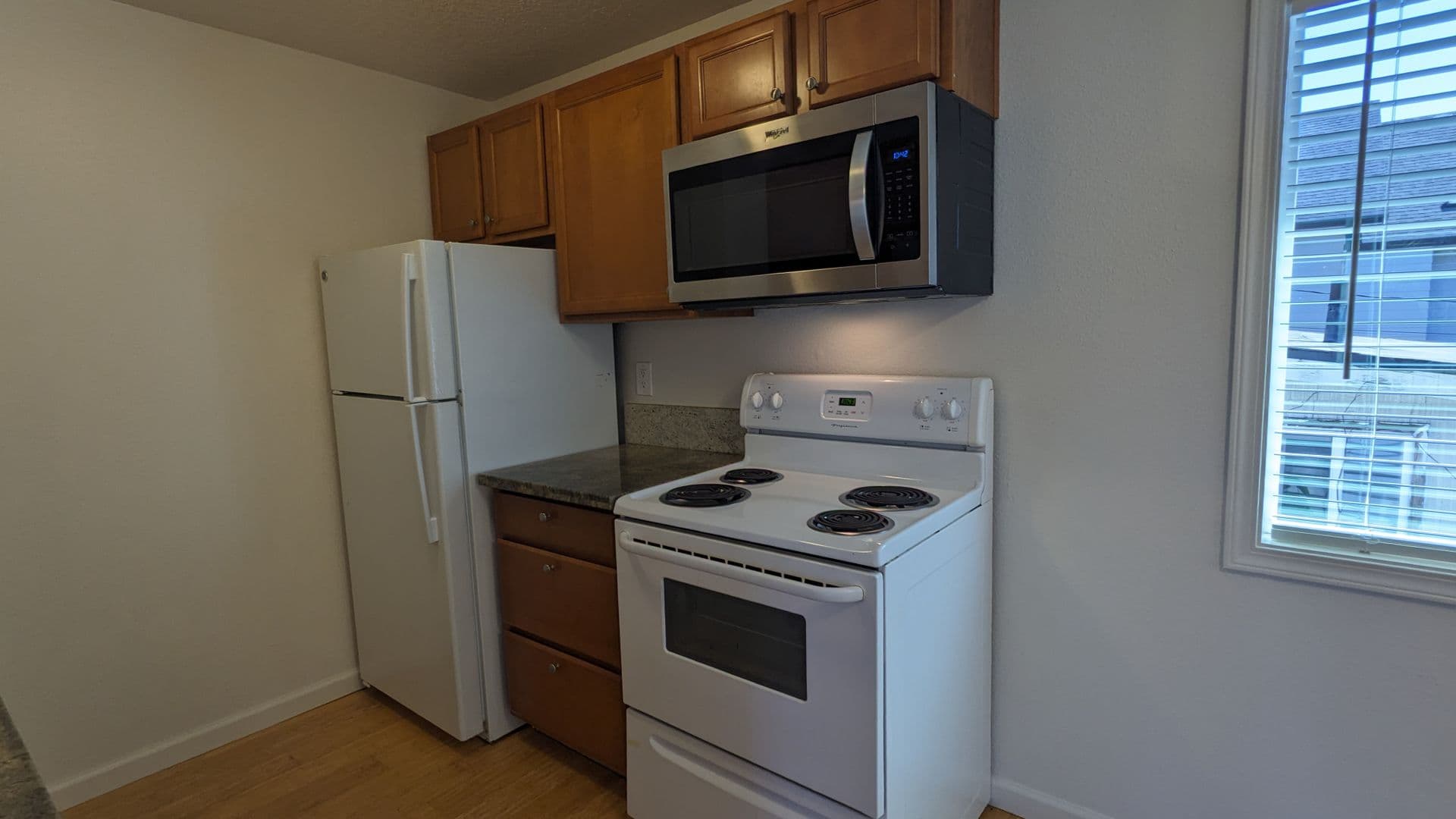Portland Apartment: 4102-4128 SE Cesar Chavez Blvd