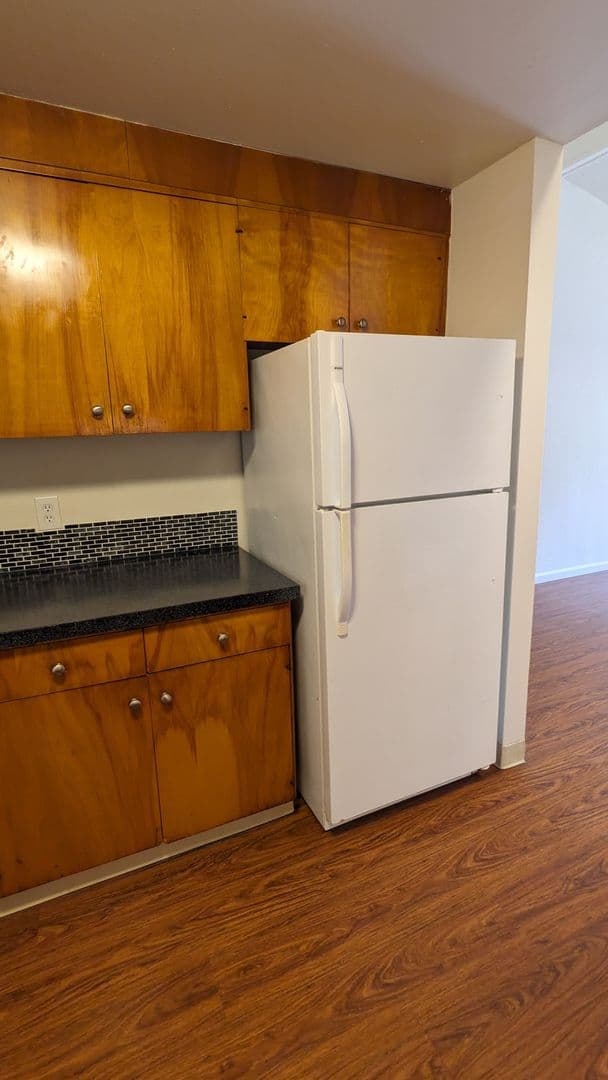 Portland Apartment: 3515 SW 87th Ave. and 3485 SW 87th Ave.