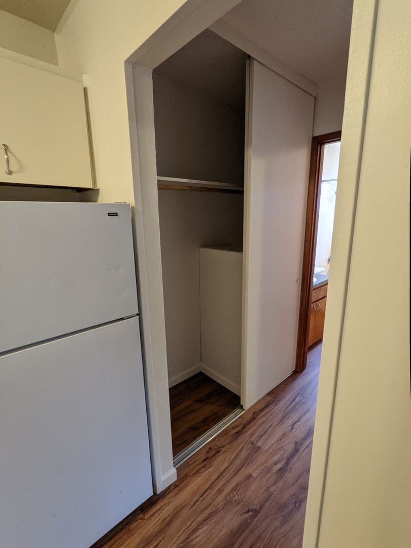 Portland Apartment: 3515 SW 87th Ave. and 3485 SW 87th Ave.