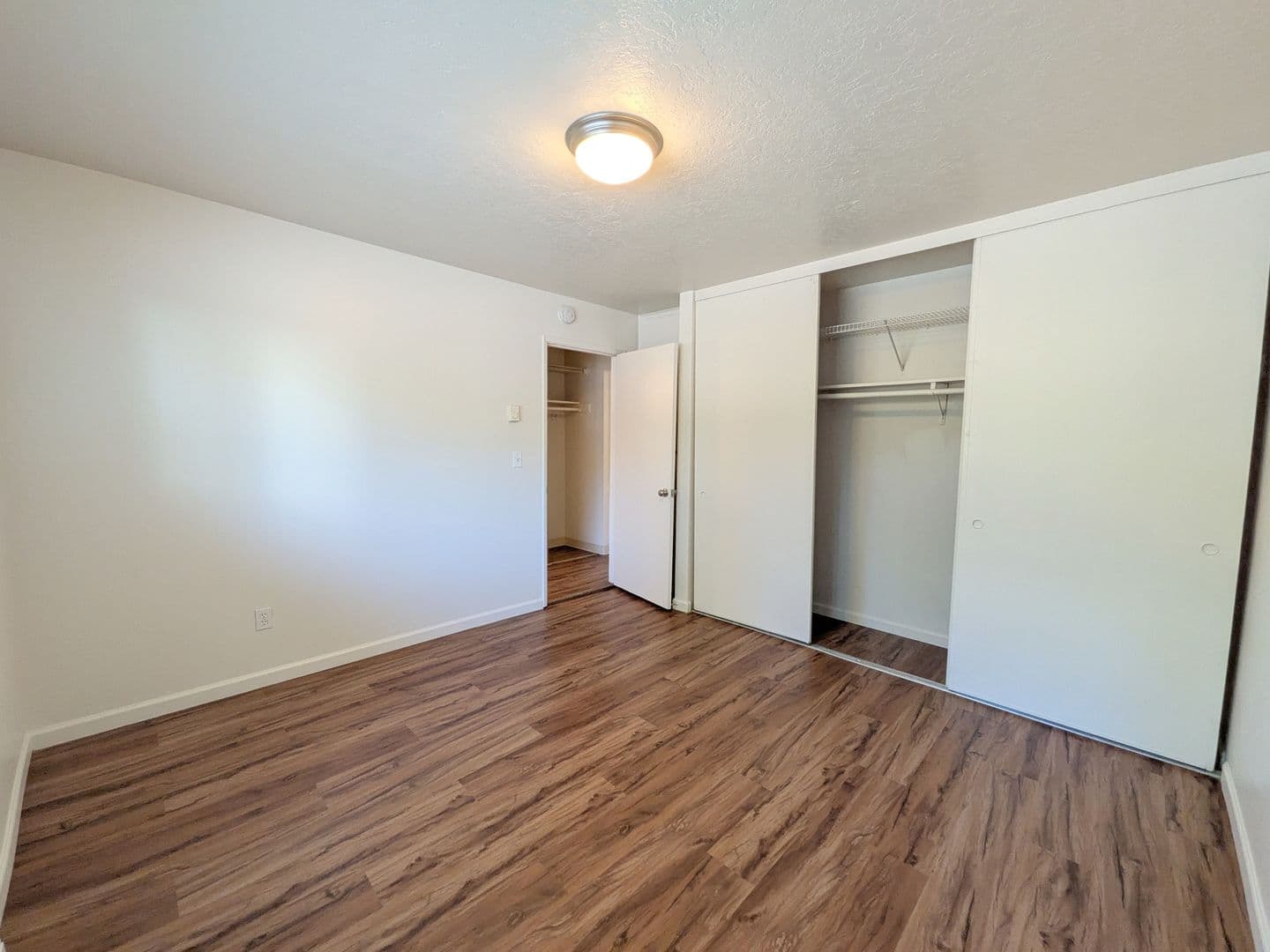 Portland Apartment: 3515 SW 87th Ave. and 3485 SW 87th Ave.