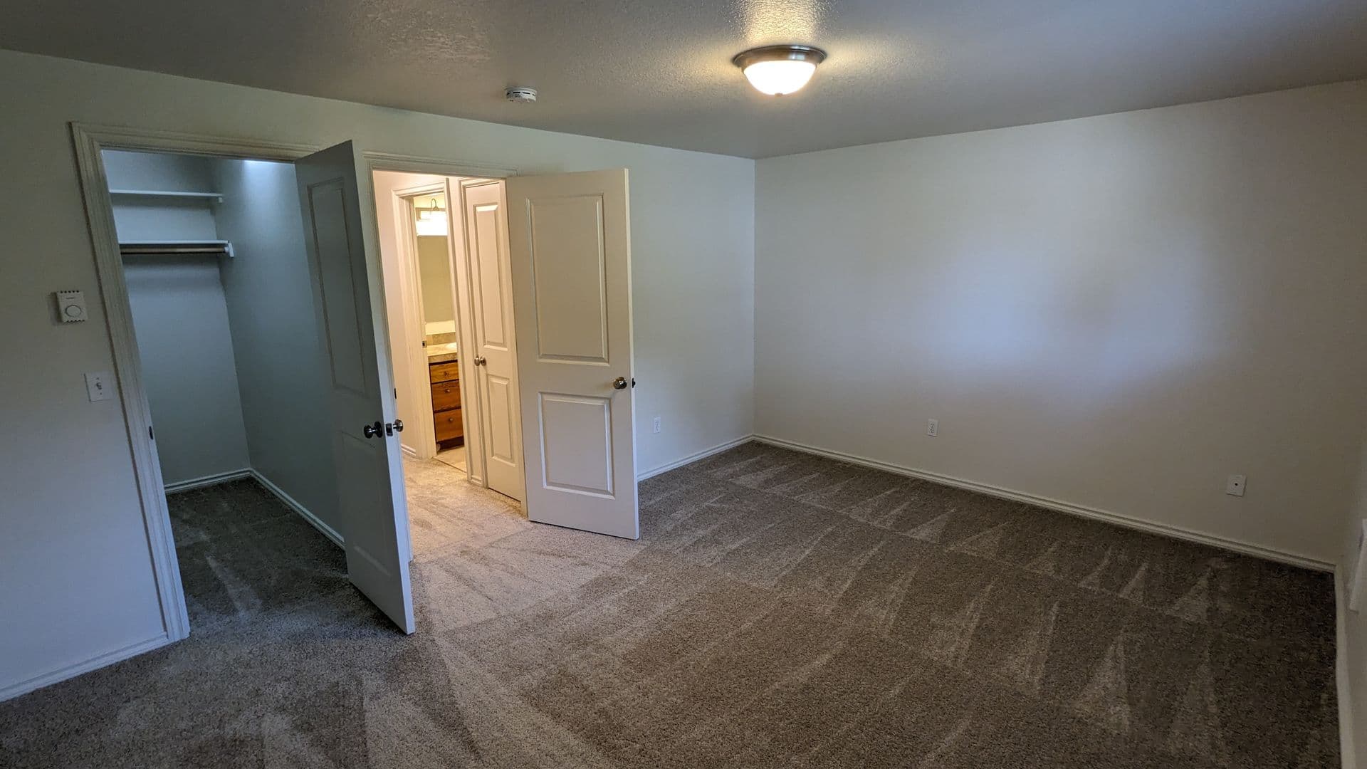 West Linn Apartment: 2781 Lancaster Street