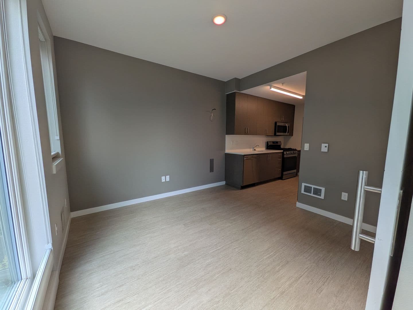 Portland Apartment: 3755 & 3763 N Williams Ave