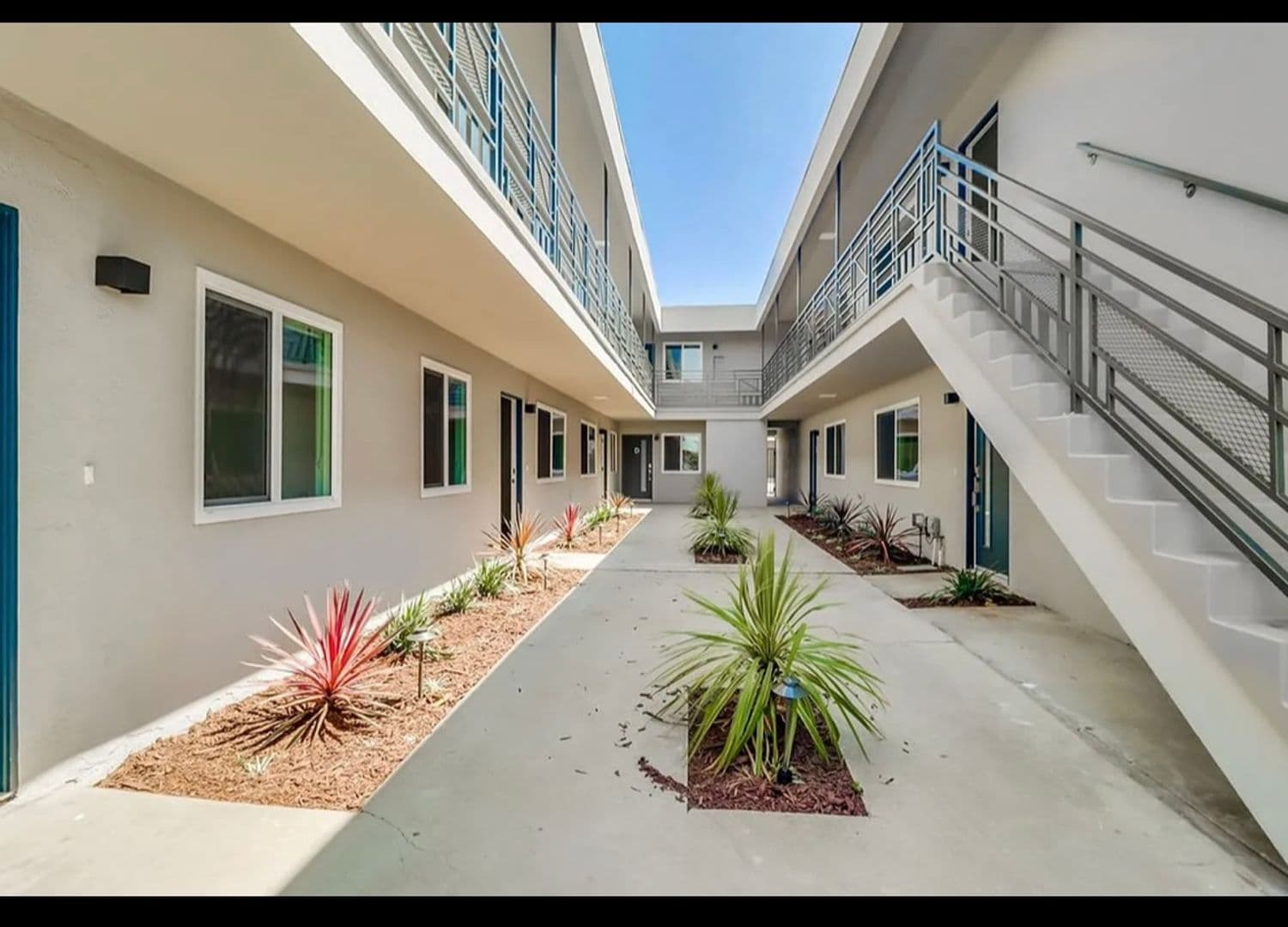 Imperial Beach Apartment: 1193 Florence Street