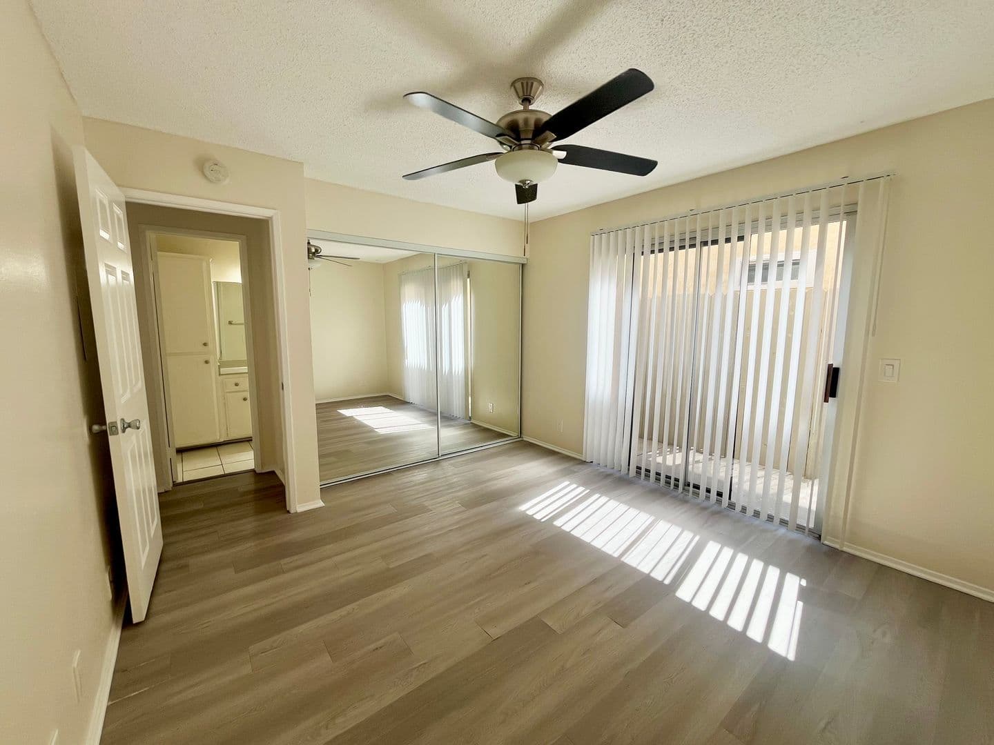 San Diego Apartment: 4371-79 Swift Avenue