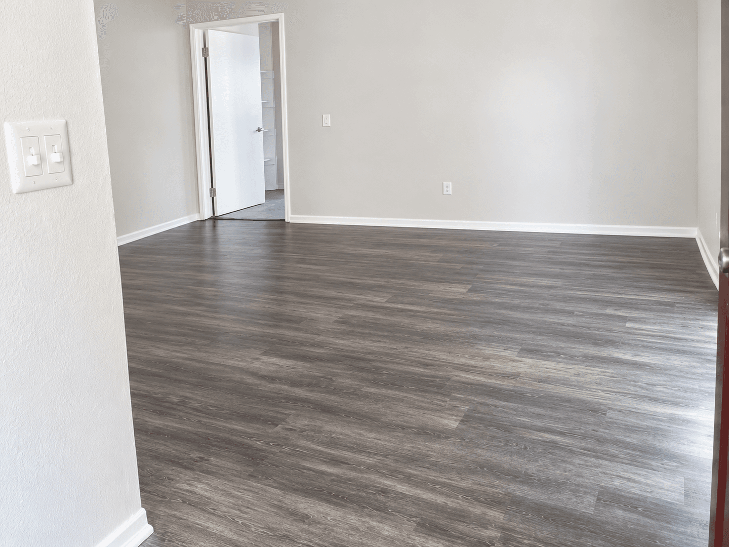 Vista Apartment: 322 Hillside Terrace