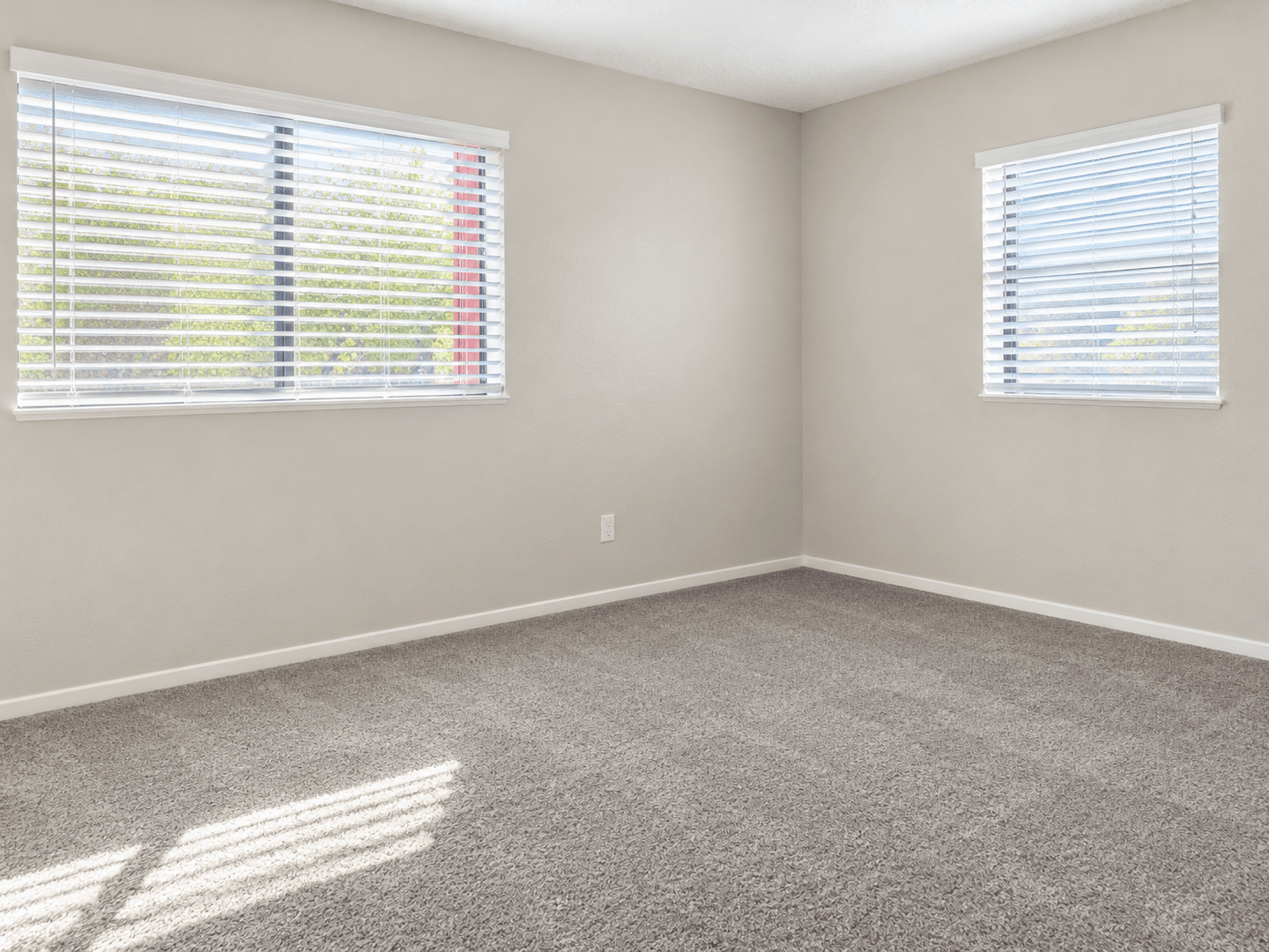 Vista Apartment: 322 Hillside Terrace