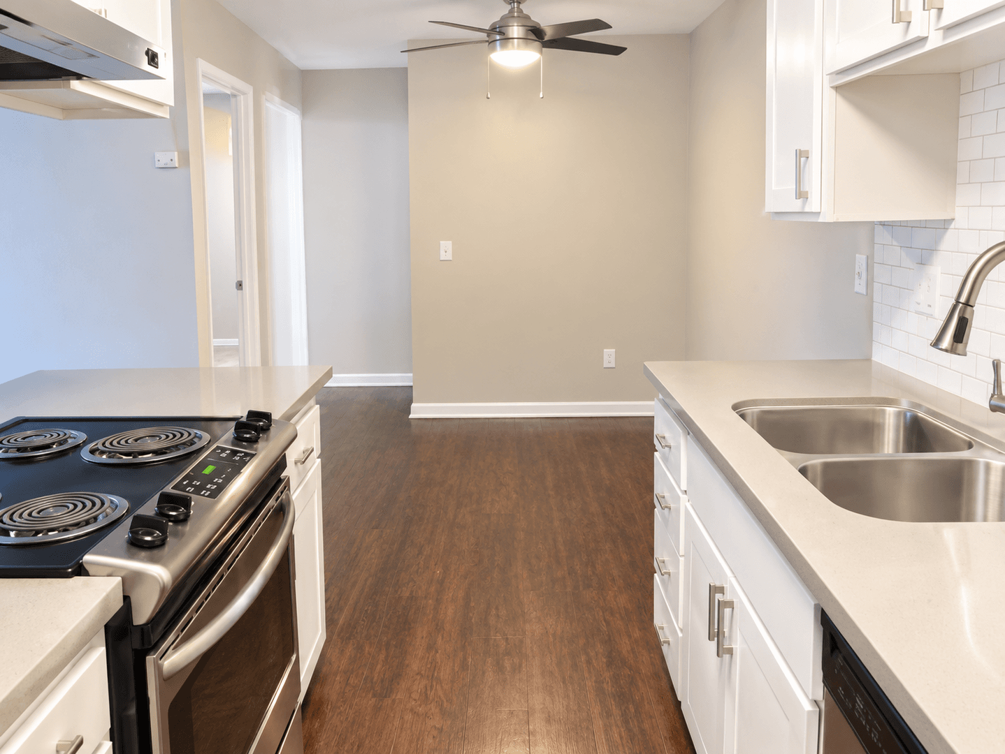 Vista Apartment: 322 Hillside Terrace