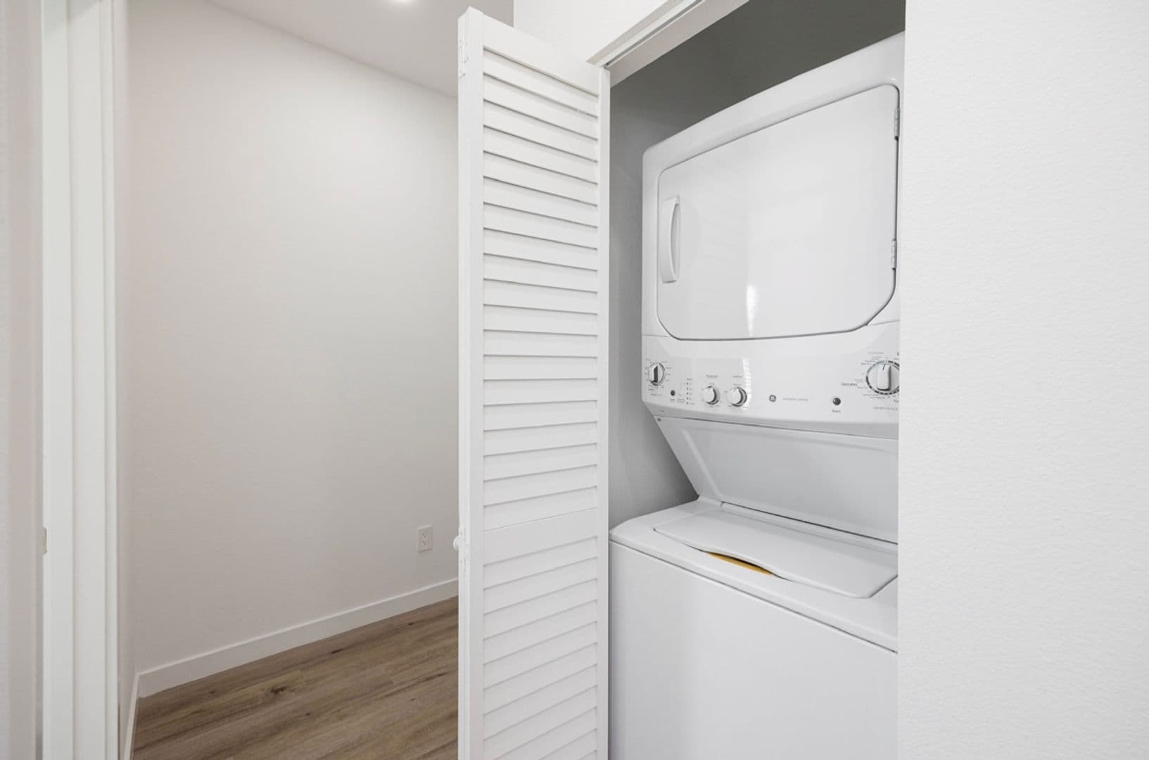 San Diego Apartment: 133 - 137 West Olive